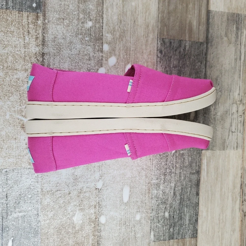 Toms Alpargata Kids Casual Shoes Sz 6 Pink Canvas Slip-on Round Toe Flats